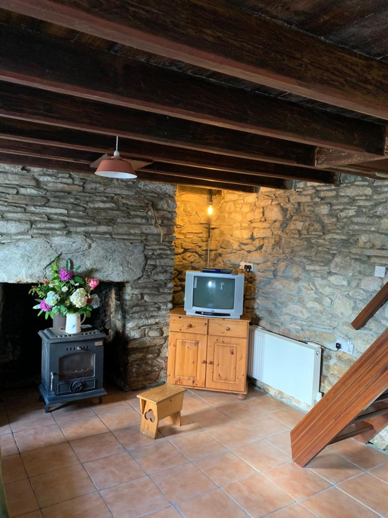 Westland Traditional Cottage Dated 1700'S Ardea Exteriör bild