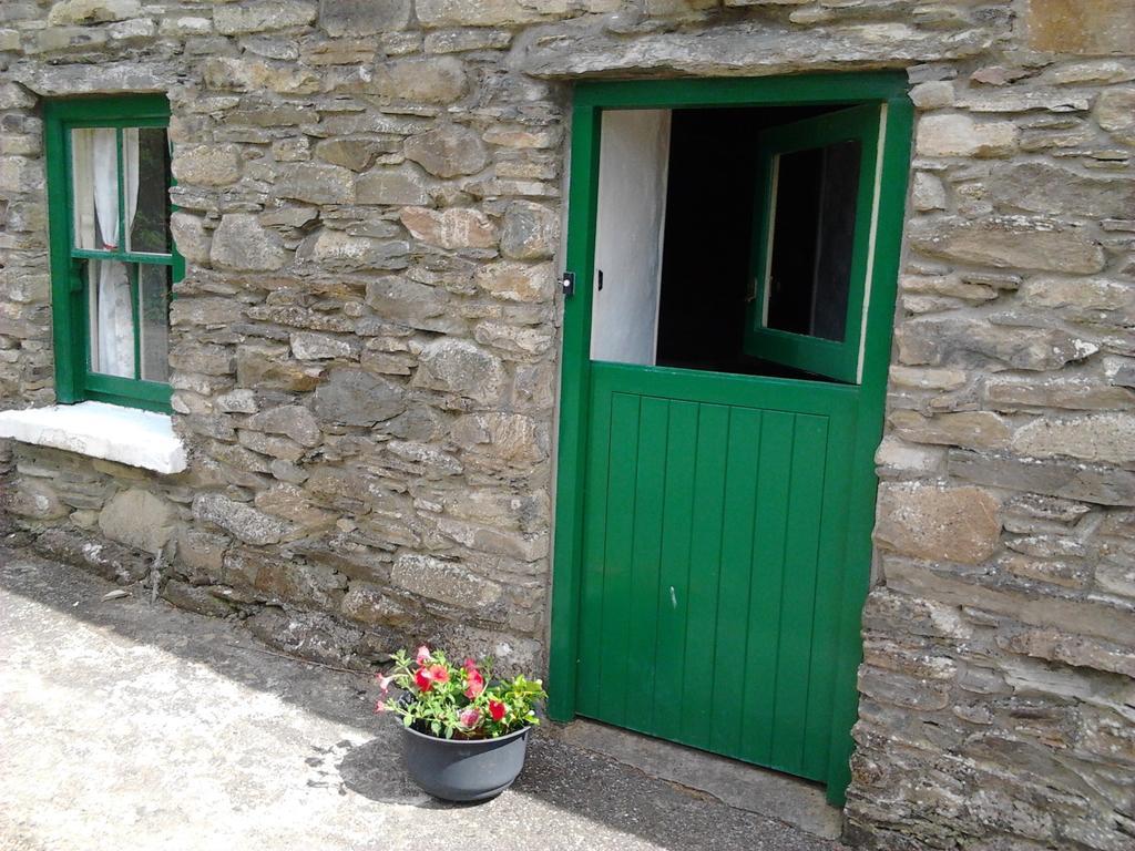 Westland Traditional Cottage Dated 1700'S Ardea Rum bild