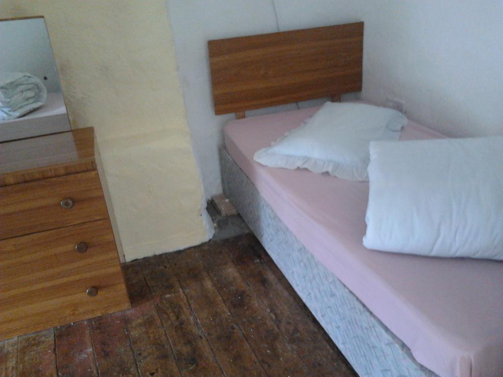 Westland Traditional Cottage Dated 1700'S Ardea Rum bild